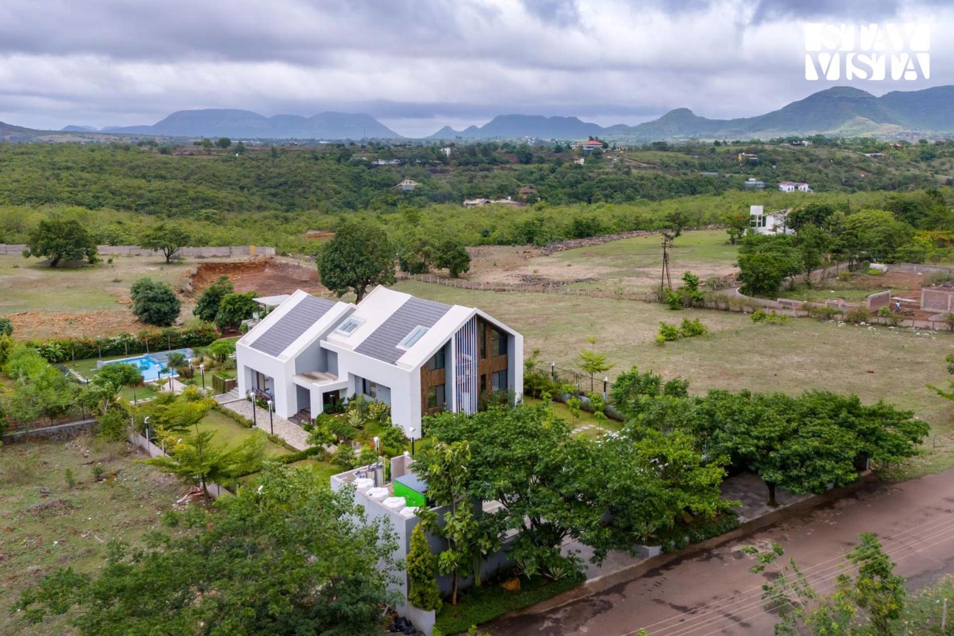 Stayvista At The Rainfield Villa With Gazebo & Lawn Насик Экстерьер фото